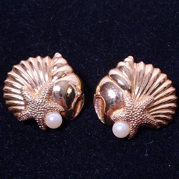 Avon Jewelry - Avon Seashell Earrings Pierced Gold Tone Faux Pearl Starfish Shell Conch Beach